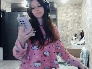 odettegodbold — airkiss for you [20 tokens remaining]