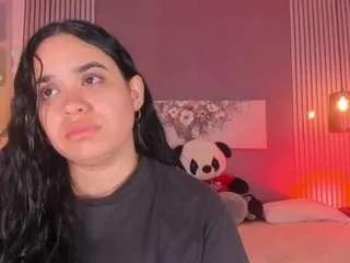 sarascoot on CamSoda 