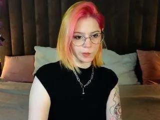 sashaexclusive on CamSoda 