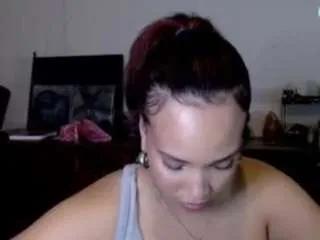 sashaishere on CamSoda 