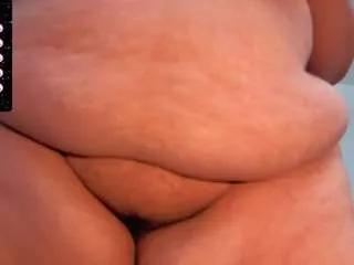 selena-castillo on CamSoda 