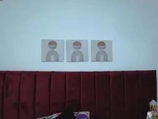 selena-castillo on CamSoda 