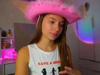 sweetkittyyyy on CamSoda 