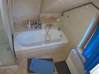 voyeurcam-julmodels-bath-2nd-1 — chat