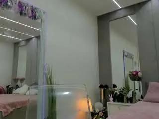 yanamiana — Creamy pussy cum [1999 tokens remaining]