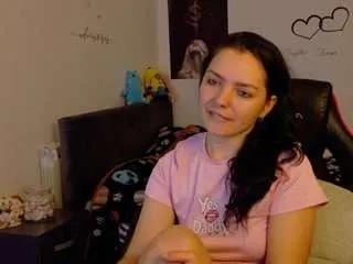 CamSoda yrenex is Freechat yrenex — Let's celebrate my birthday together, with fun and joy, until the big surprise!