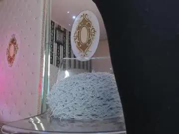 aidasina — #squirt  Make my legs shakeee/ #lovense #feet #leggings #pantyhose