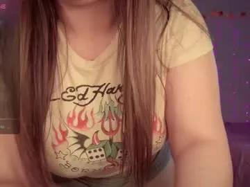 bellamonroee on Chaturbate 