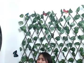 dannamomcerrat on Chaturbate 