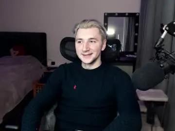 elvin_vaenight — Chilling :) [49 tokens left] #new #uncut #muscle #young #bigcock