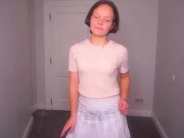 herminaabedi — I'm Hermina, I'm #new here GOAL: spin around, show my outfit // #shy #cute #skinny #18 [10 tokens remaining]