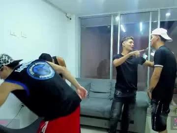 Chaturbate hot_sexmature is Freechat hot_sexmature — Shh... I invited my friends into the kitchen. Come help me light them. The sound of the chips drives me crazy with desire. #latino #cum #gay