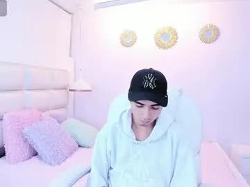 hottiie_guy on Chaturbate 