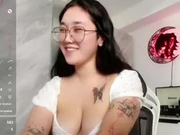 jennatyan on Chaturbate 