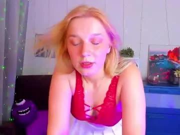karambamoon on Chaturbate 
