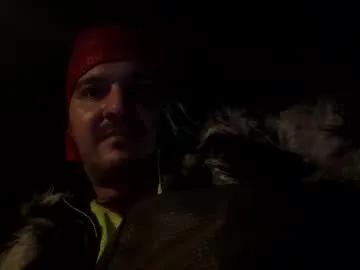 kinkybiguy14 on Chaturbate 