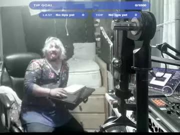 kinkybiguy14 on Chaturbate 