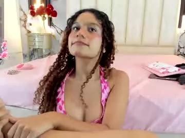 larakrof on Chaturbate 