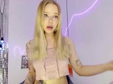 lucy__loy — hey hey Im new here! // GOAL: spank that ass 20x [5 tokens left] #new #nonude #18 #ahegao #teen