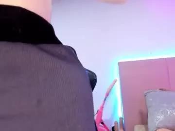 melani_xc — don't forget to follow me baby play with me #milk #lush #bigtits #deepthroat #curvy [5 tokens remaining]