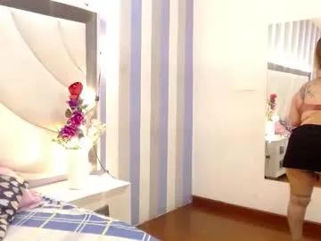 sexyymommy1 — put your name on me with lipstick [0 tokens remaining]