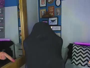 vladhellsing4 — make me cuum!! #uncut #cute #smallcock #feet #thick [999 tokens remaining]