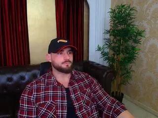 adam_jamesonn on Flirt4Free 