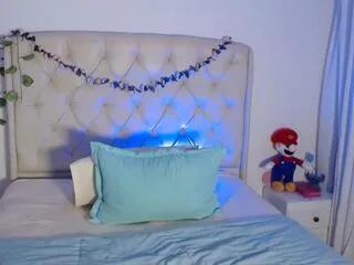 alice_kizar — Freechat on Flirt4Free