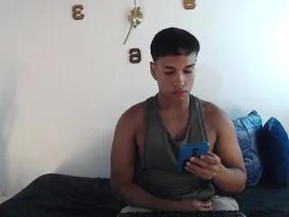 juliann_mattius — Freechat on Flirt4Free