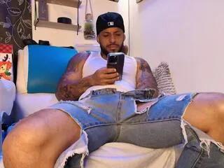 leenar_key on Flirt4Free 