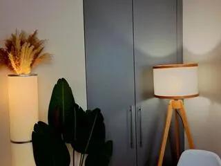 michelle_kamb — Freechat on Flirt4Free
