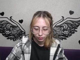 tracy_lov — Freechat on Flirt4Free