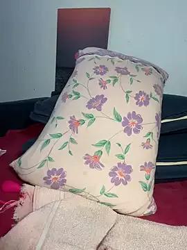 ---Red-haired-Fox--- on StripChat 