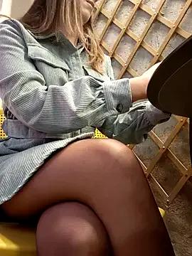 StripChat Alexvit2616 is Freechat Alexvit2616 — Panty off e flash pussy at bar