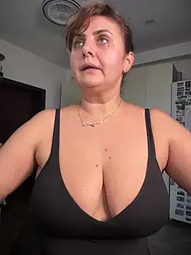 AnneKane on StripChat 