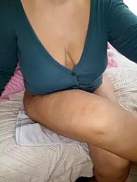 Barbarella86 on StripChat 