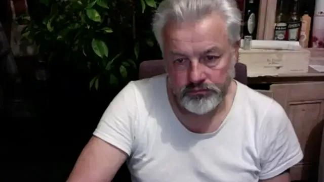 Berg_Boy — hard cock and cum shot