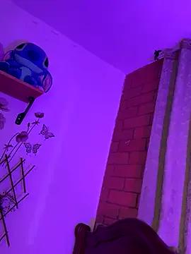 bonbom_ on StripChat 