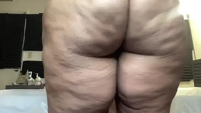 cocaNutt on StripChat 