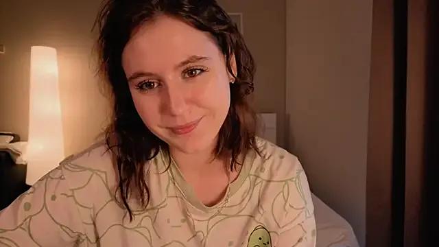 Diana_Flower — Eye contact