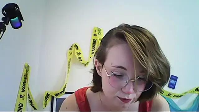 Elise_Nyx — Ride dildoCavalgando consolo