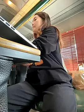 Emily_9xx — teasing my pussy crazy in the cafe