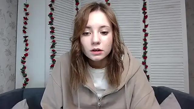 evaa_here_ on StripChat 