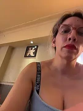 Gatitacarlita — Naked and Squirt