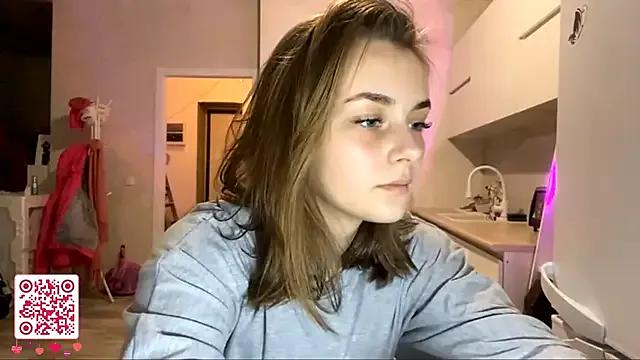 StripChat GeralynChiszar is Freechat GeralynChiszar — turn my butt around and half-squat