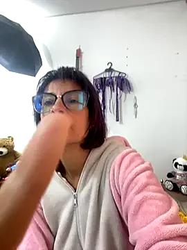 Goddess-Love- on StripChat 