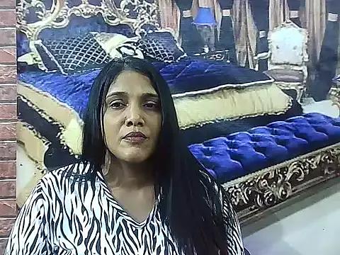 IndianSexyLady4u on StripChat 