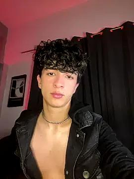 lion_cherry21 — Oil on ass/aceite en el culo 