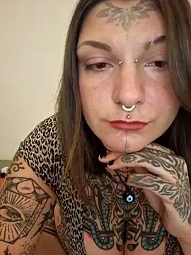 lizzardqueeen on StripChat 