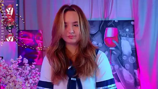 StripChat LucilleMcBride is Freechat LucilleMcBride — TAKE OFF BRA